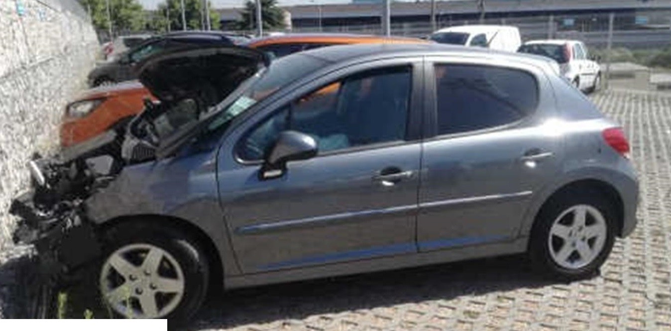 Peças - Peugeot 207 1.4 Hdi Se Sportium De 2010 Disponível Para Peça