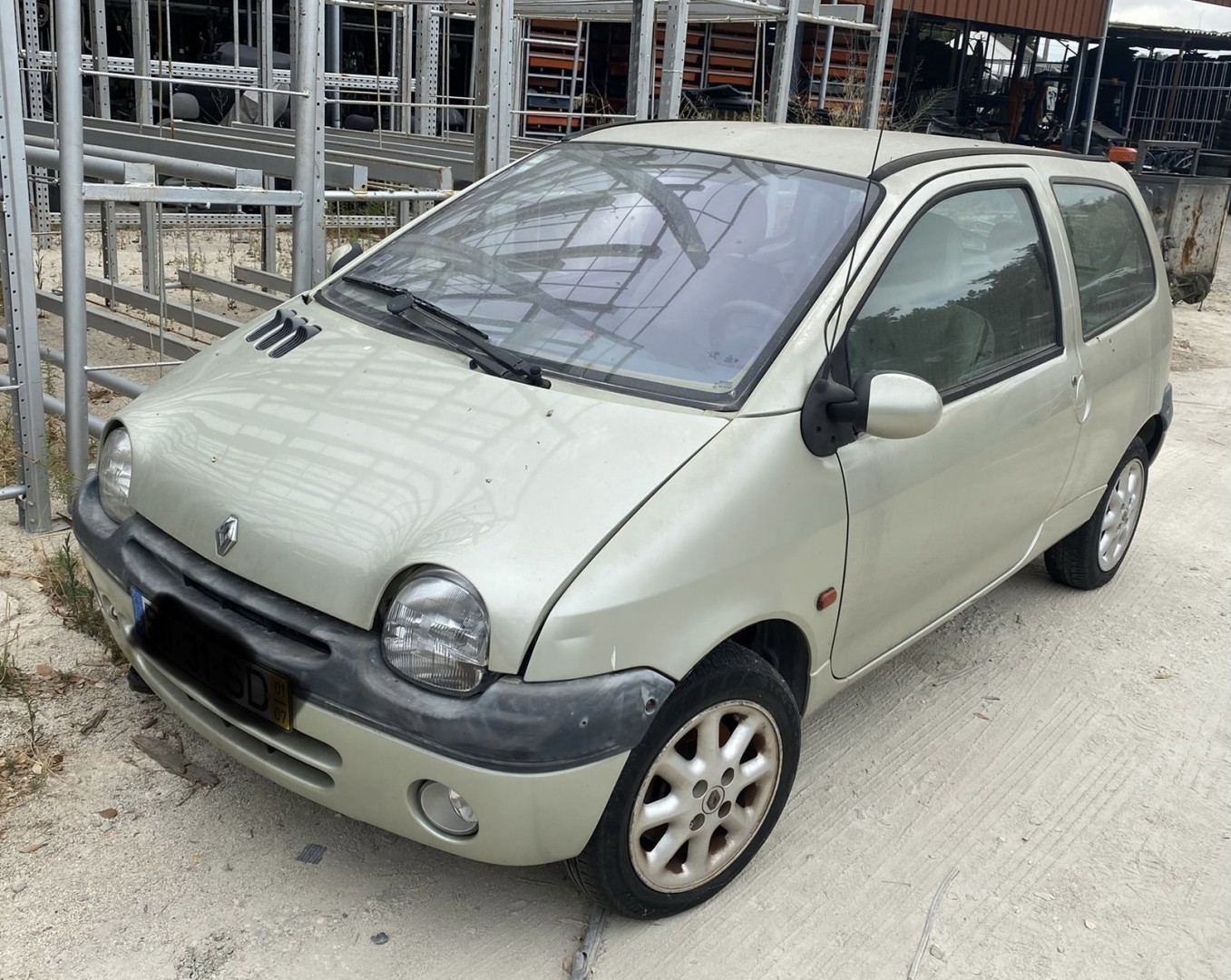 Peças - Renault Twingo 1.2I De 2001 Disponível Para Peças Tampas Das