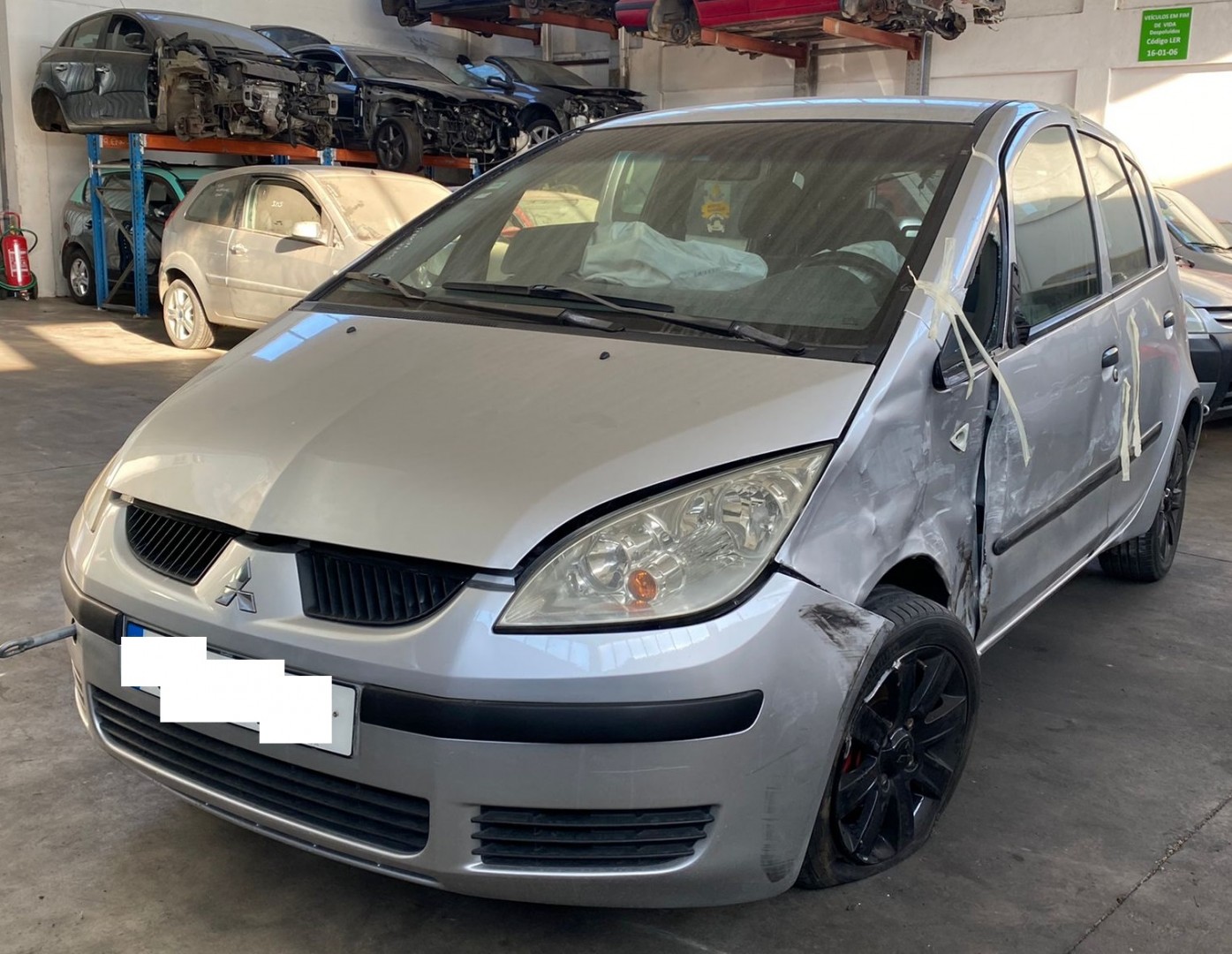 Peças - Mitsubishi Colt 1.1I De 2007 Disponível Para Peças