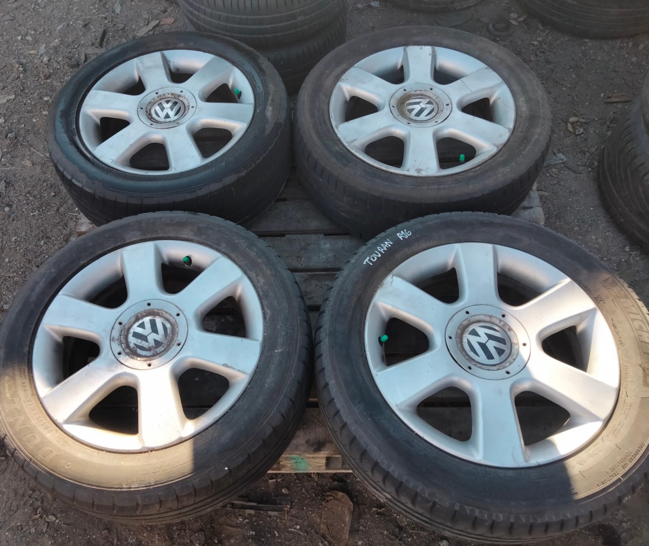 Peça - Jantes Vw Touran R16 Com Pneus 205/55 5X112