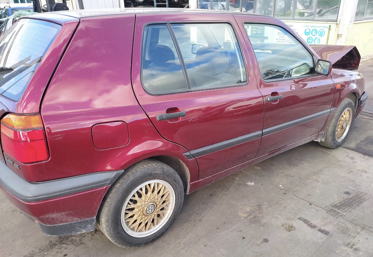 Peça - Vw Golf 3 1.4I De 1993 Disponível Para Peças