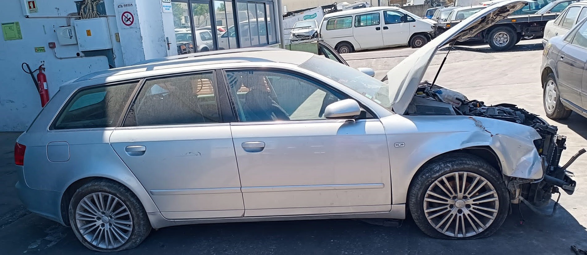 Peça - Audi A4 B7 2.0 Tdi De 2005 Disponível Para Peças