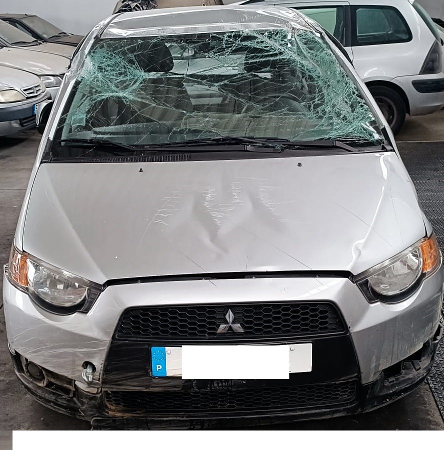 Peças - Mitsubishi Colt Cz3 De 2011 Disponível Para Peças