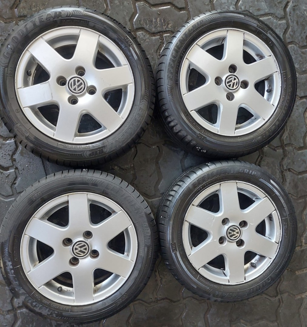 Peças - Jantes Vw R14 Com Pneus 185/55 Furação 4X100