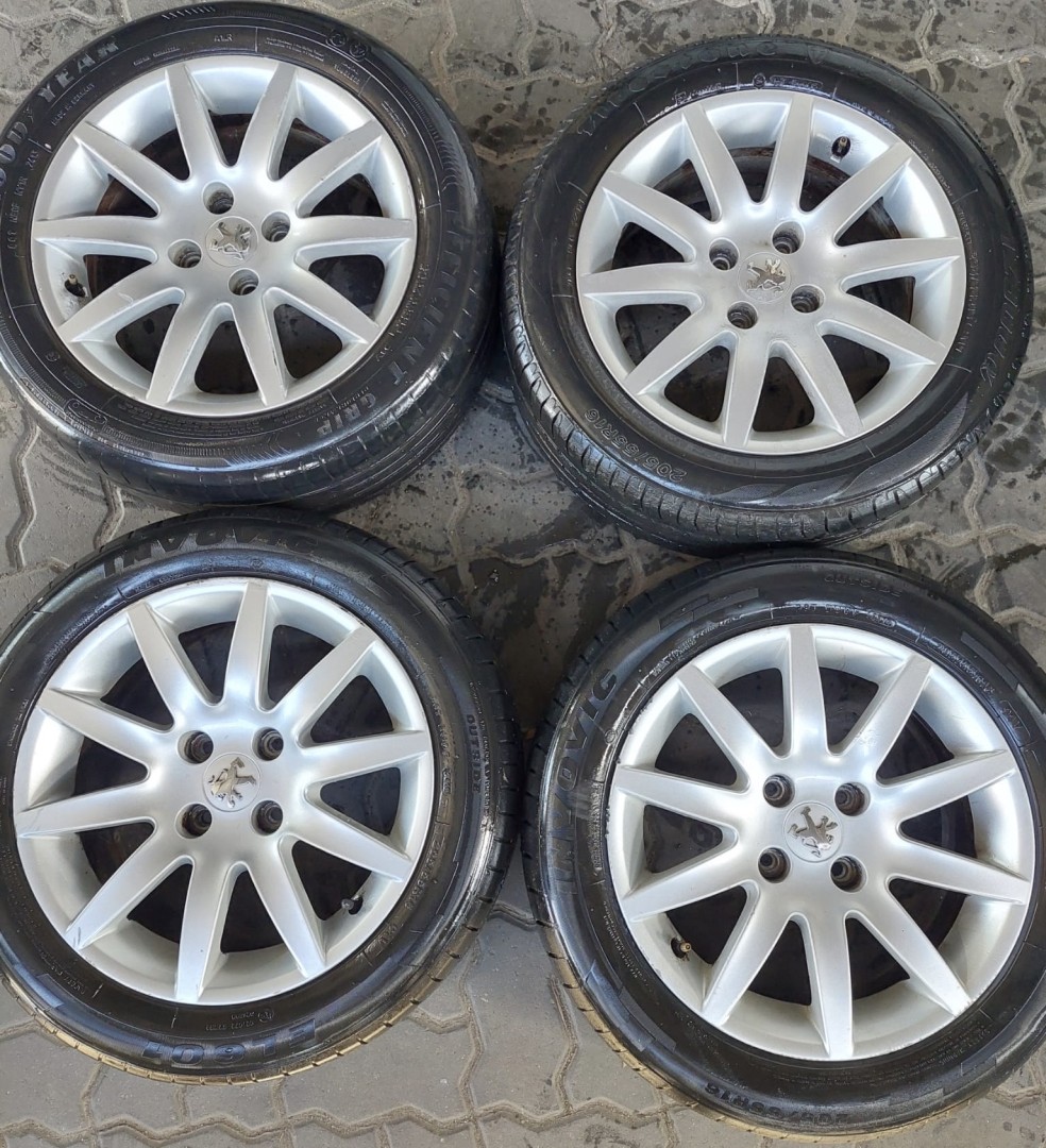 Peças - Jantes Peugeot R16 Com Pneus 205/55 Furação 4X108