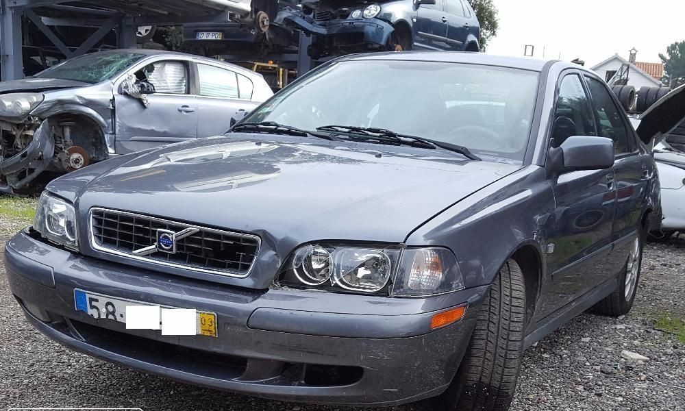 Peças - Volvo S40 1.6I De 2003 Disponível Para Peças Motor Vendido