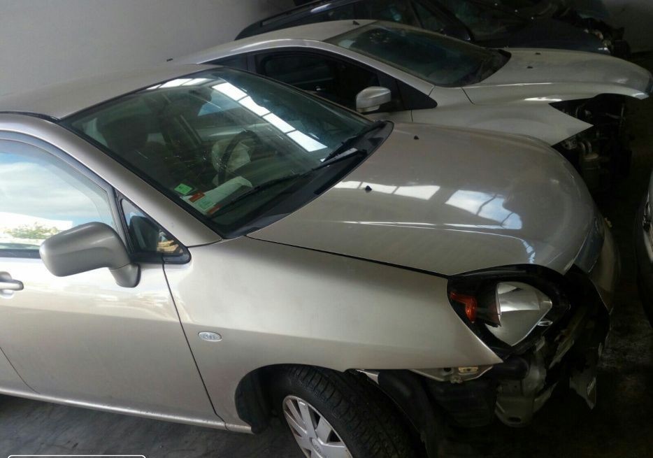 Peças - Suzuki Liana 2002 Disponível Para Peças