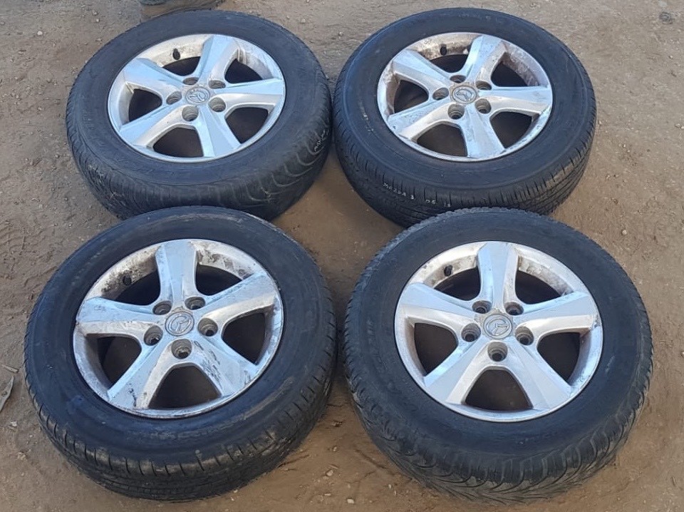 Peças - Jantes Mazda R15 5X114.3