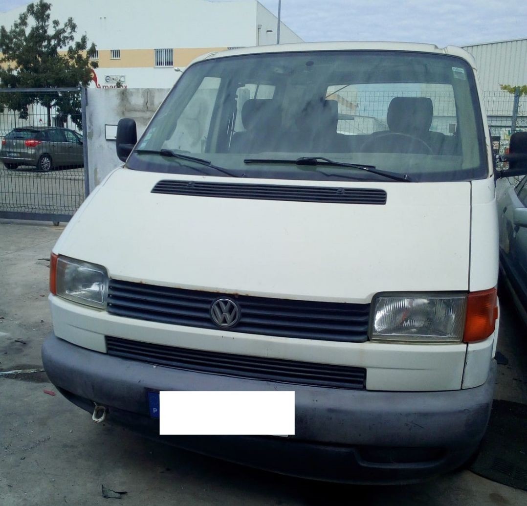 Peças - Vw Transporter 2.4D De 1996 Disponível Para Peças Motor E Ca